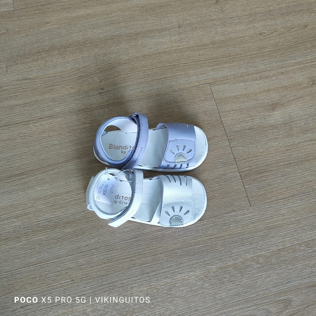 SANDALIAS AGUA DE BLANDITOS BY CRIOS