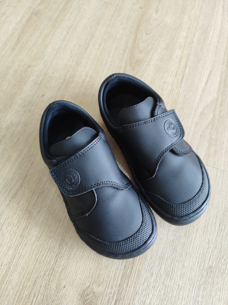 ZAPATO COLEGIAL DE COQUEFLEX