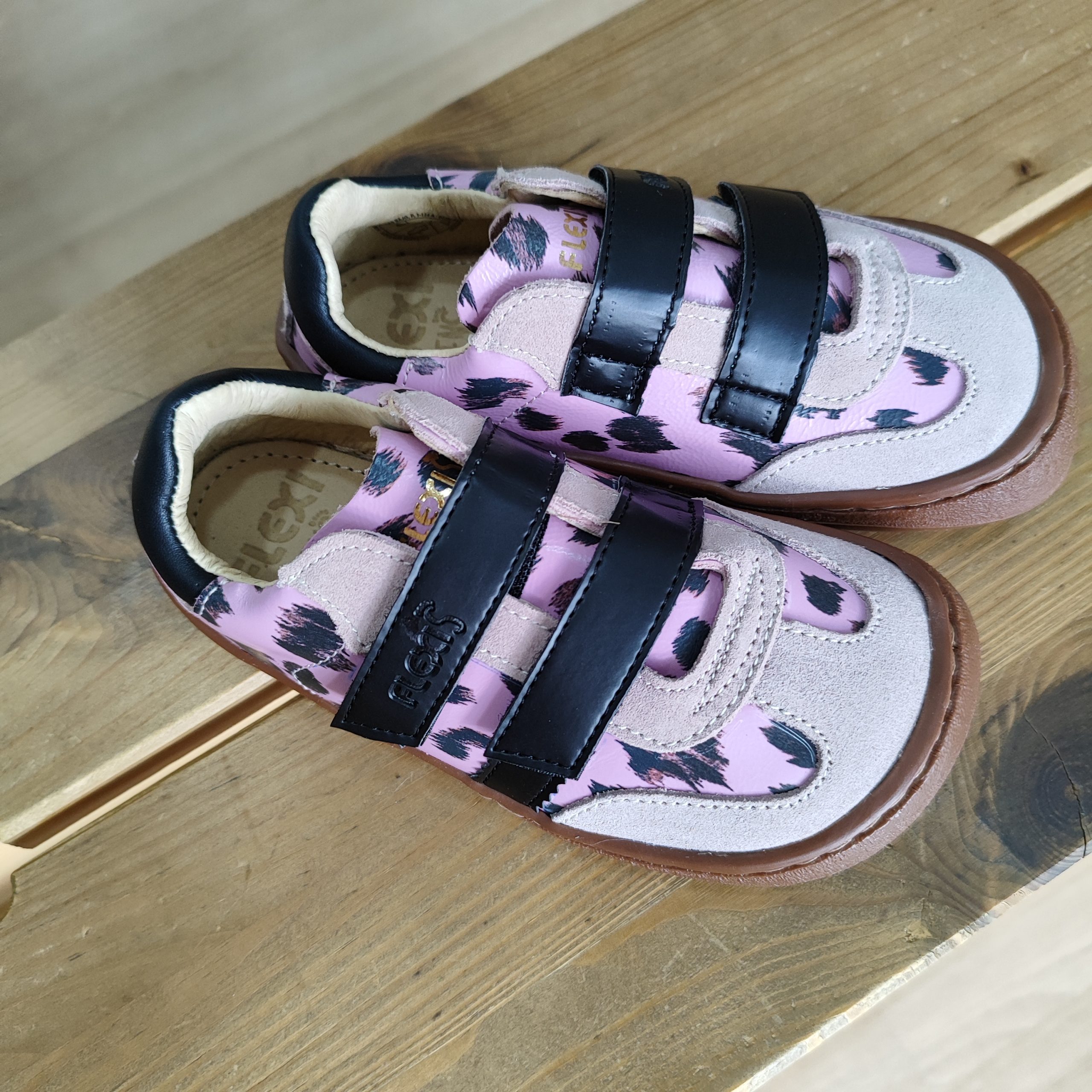 Deportivas LEOPARDO LILA DE NENS