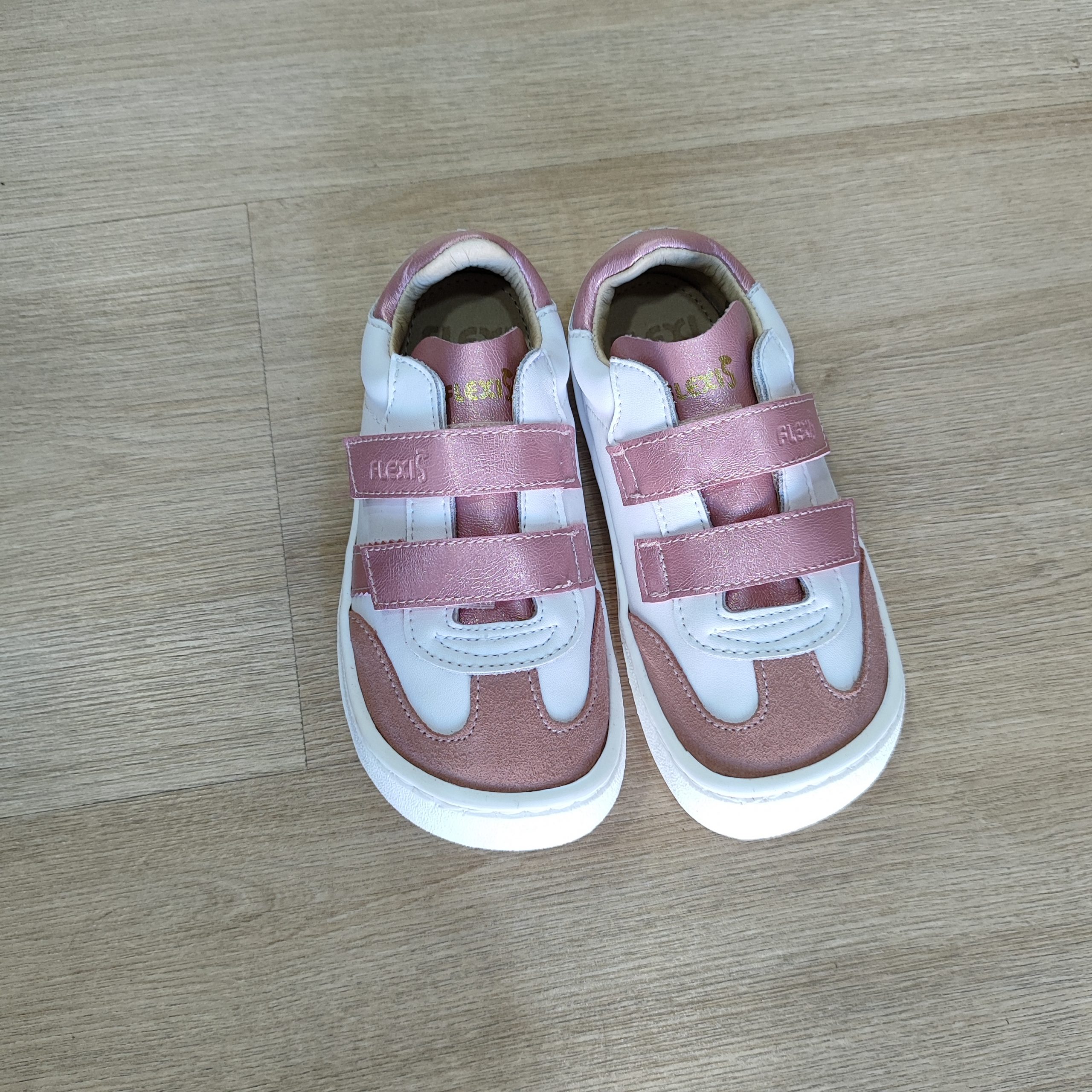 Deportivas GOMI de Nens