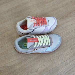 Deportivas LUANDA de Gioseppo