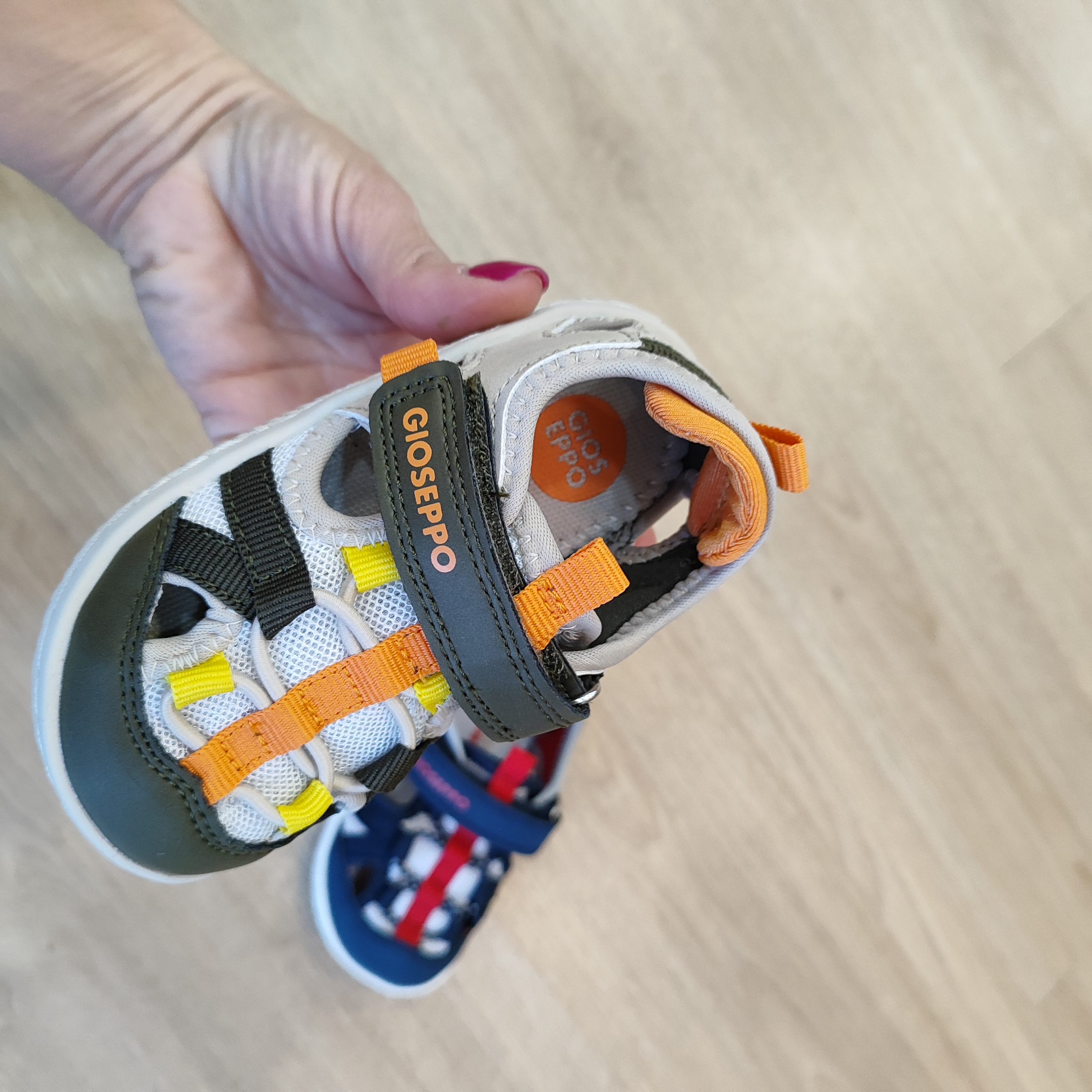 SANDALIAS BAREFOOT CANGREJERAS CALABAR DE GIOSEPPO - Imagen 5