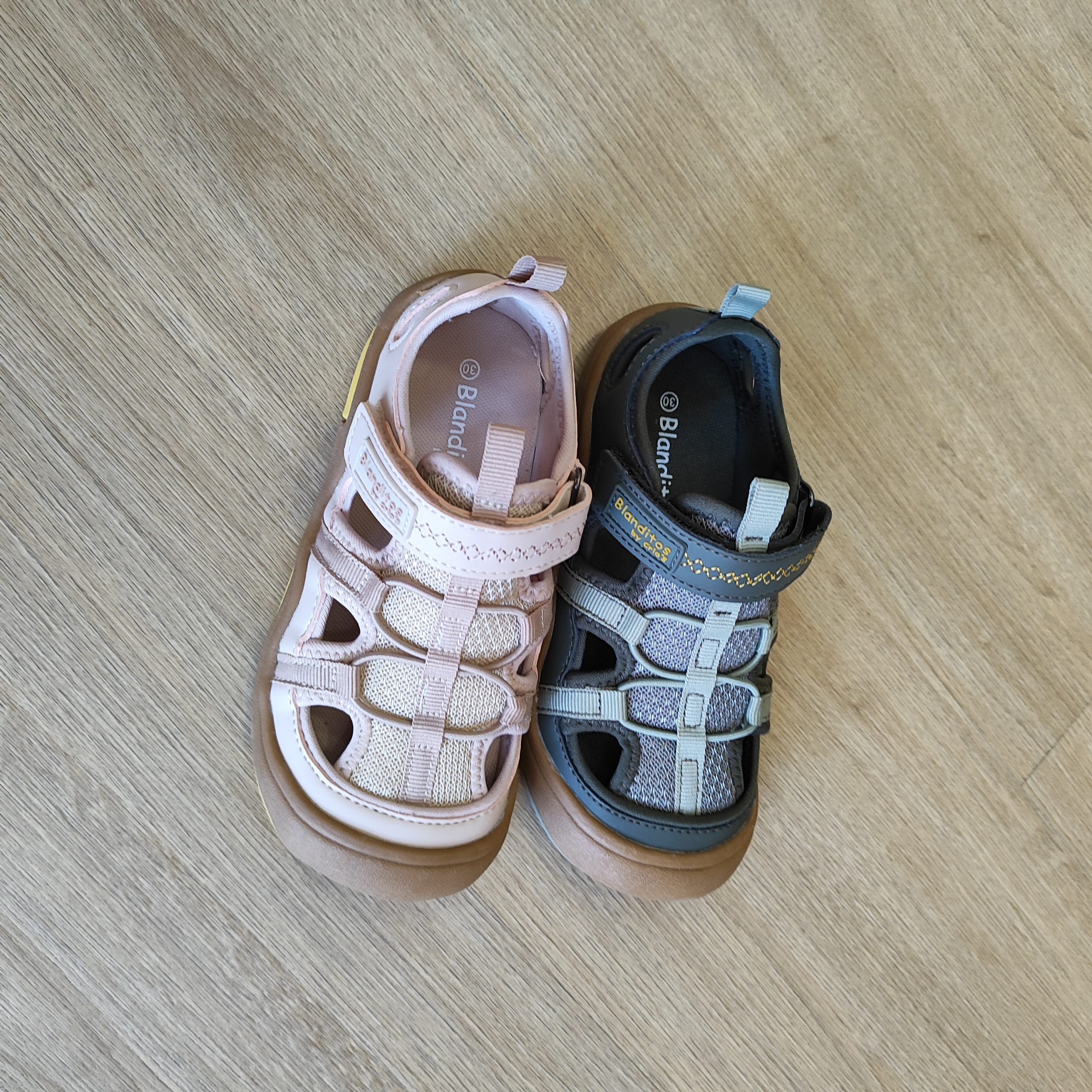 Deportivas tipo cangrejeras OLIMPO de Blanditos by Crios - Imagen 9