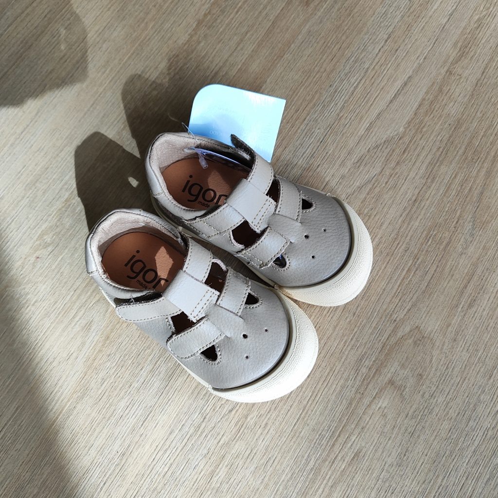 Sandalias de Igor