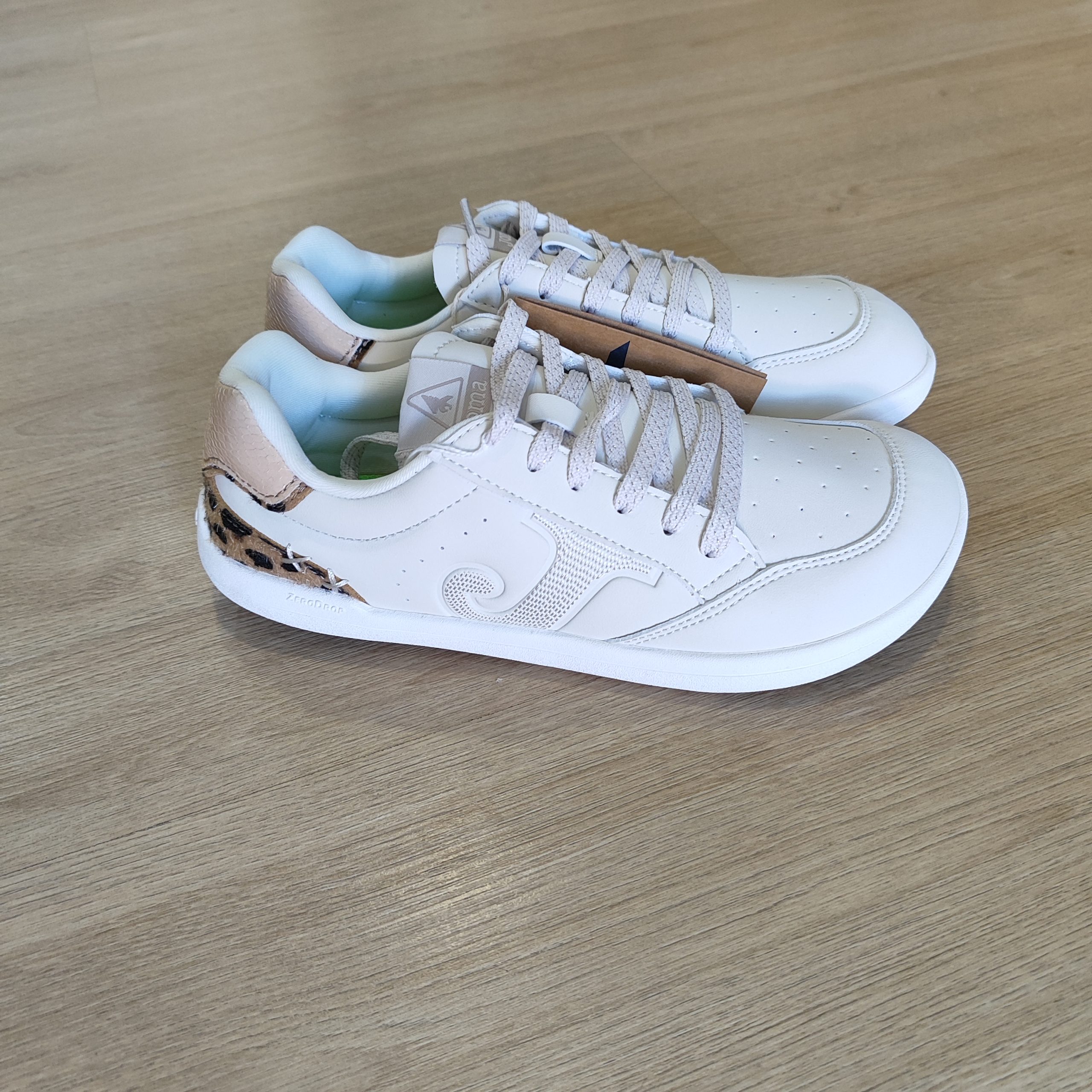 Deportivas CALPE de Joma