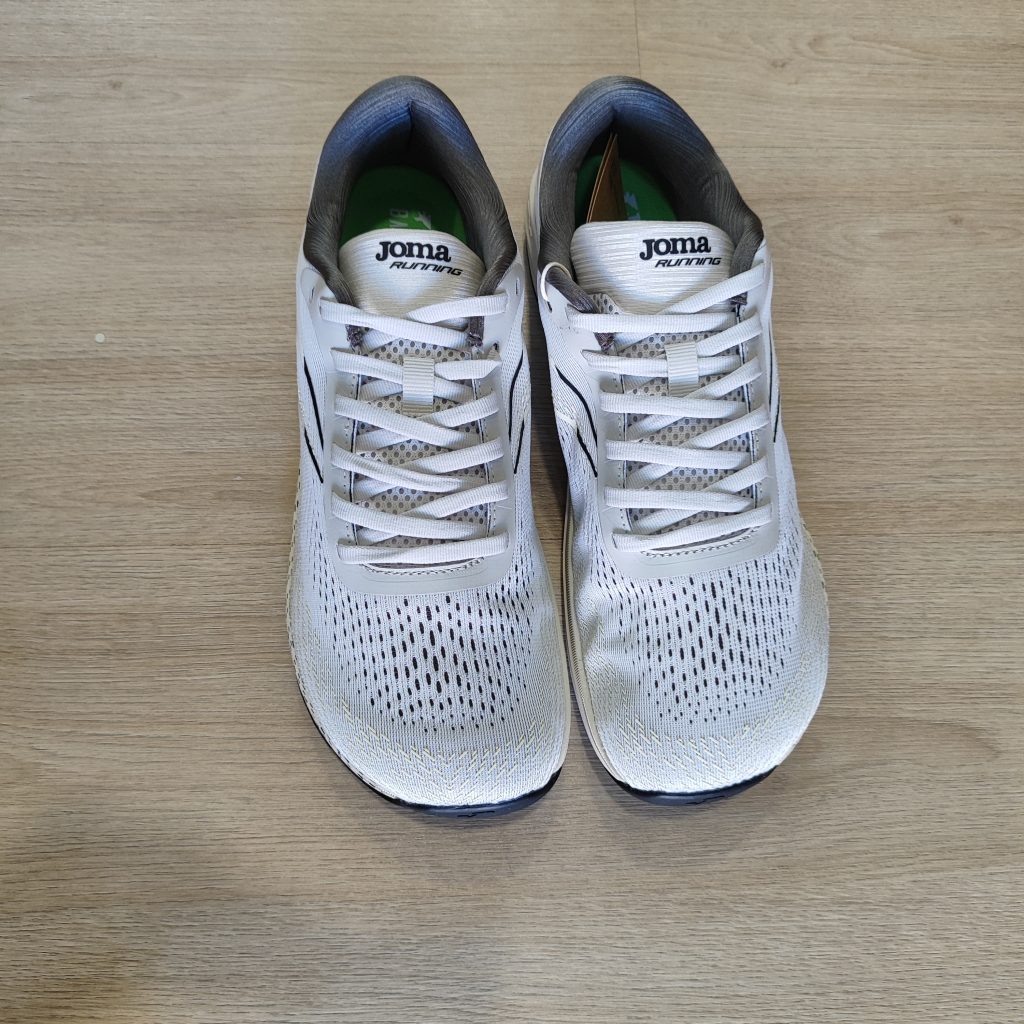 Deportivas FENIX de Joma