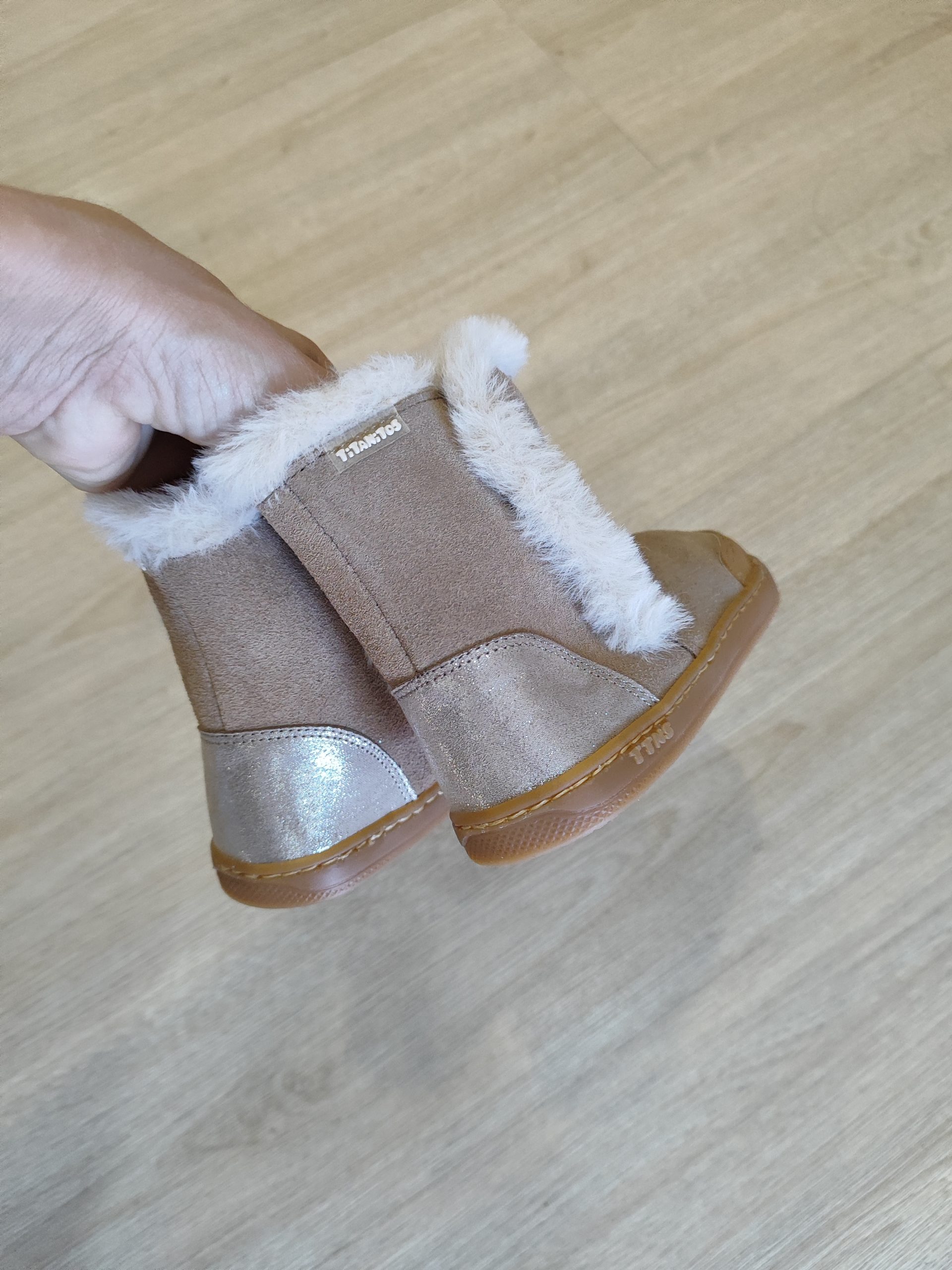 Bota BETERA de Titanitos - Imagen 2